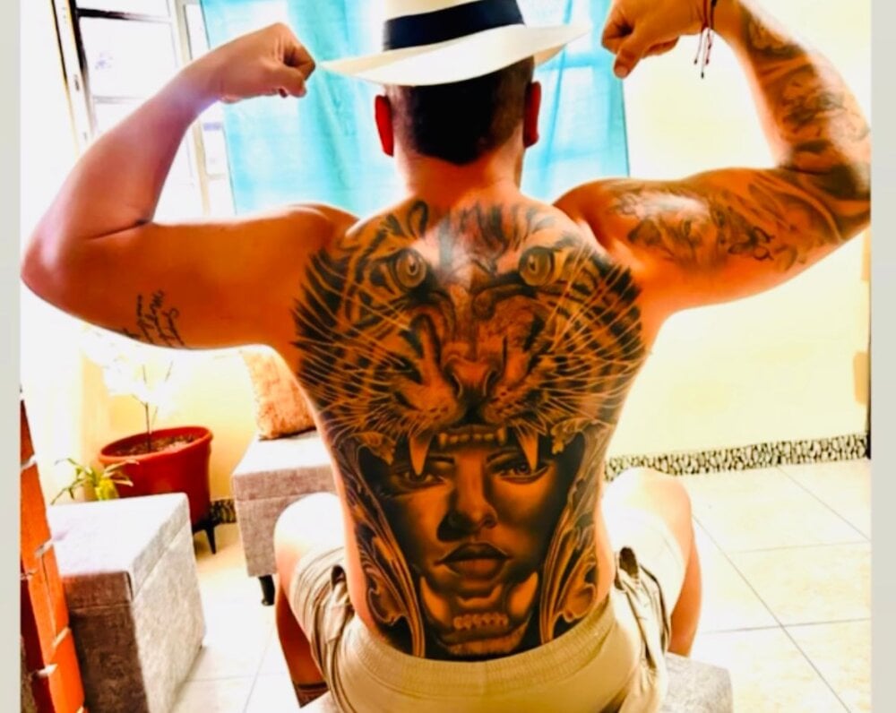 julian_el_grande from stripchat