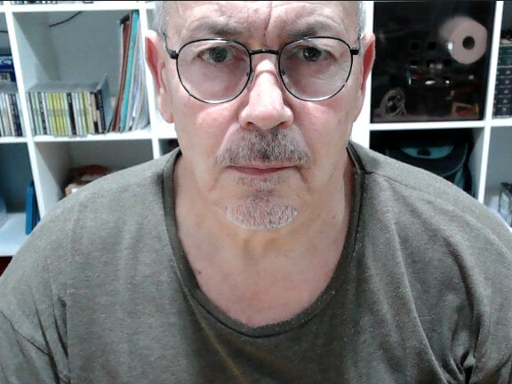 Chat +18 off-line de pakomen_44