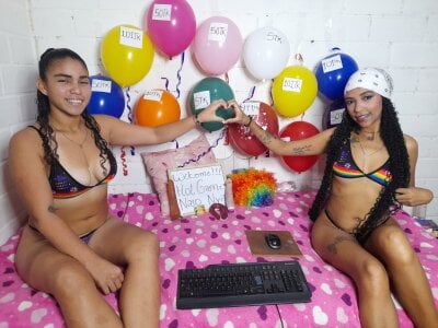 Mela_Ken - lesbians