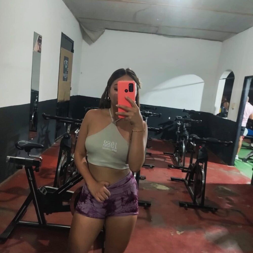 alice_scoott profile