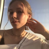 CindyCarterf's Offline Chat Room