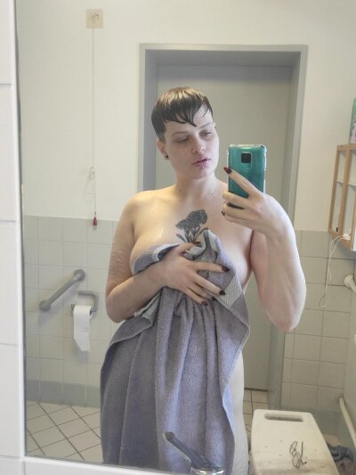pineapple_canal 🧖 live nude cam