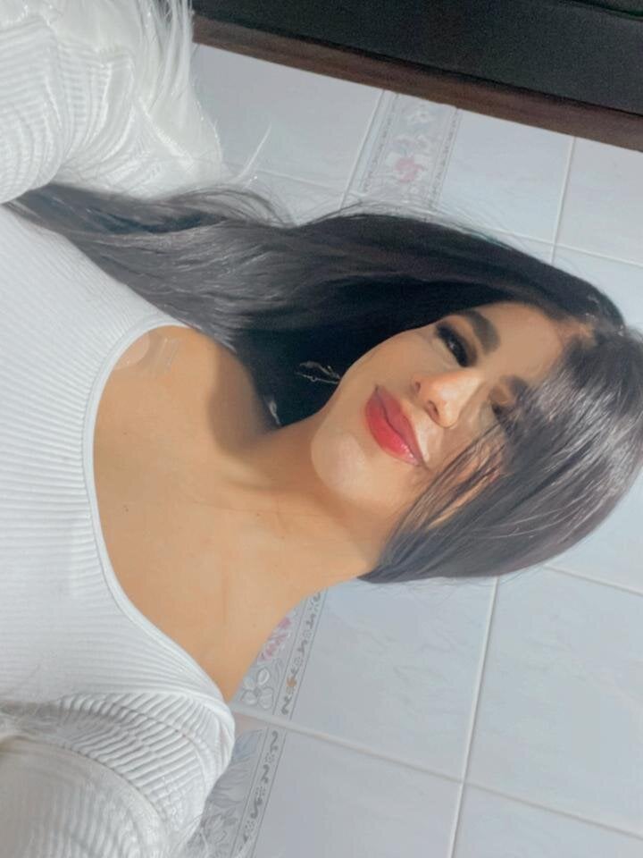 Live sex webcam photo for Tamara_18 #291002274