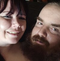 xfallonxerikx's Offline Chat Room