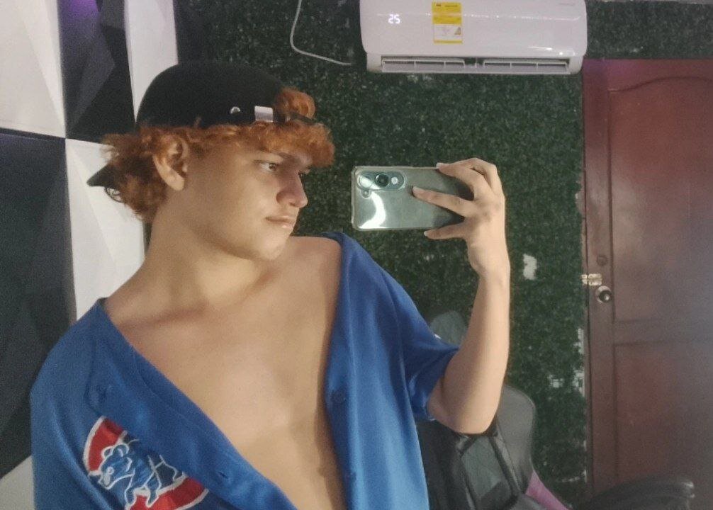 fer_hornyboy
