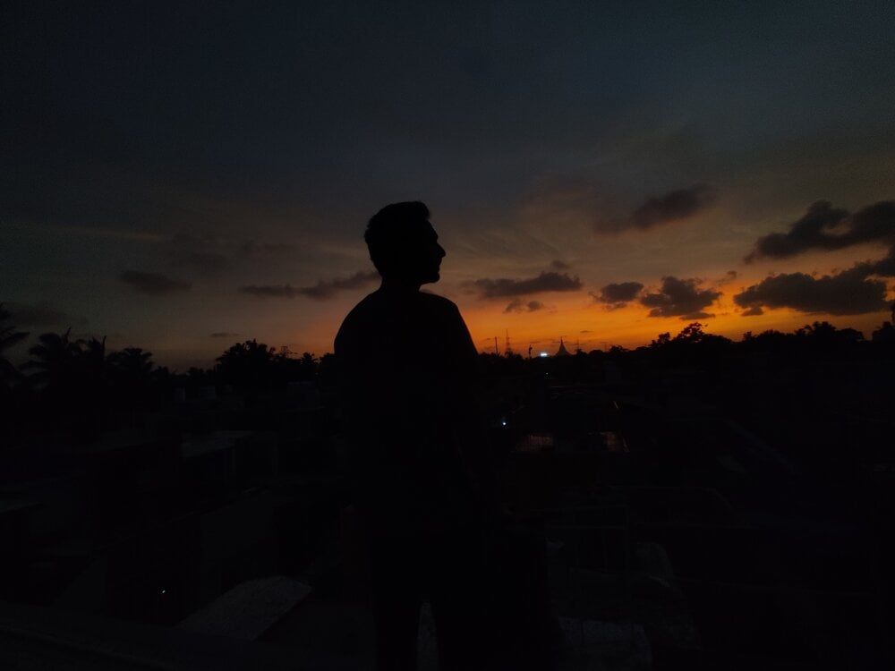 LinealNormalcy profile