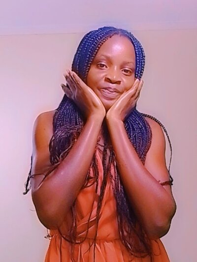 Slenderqueene 🌸 nude show