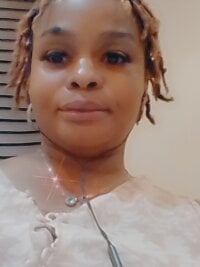 hoesinthishouse78's webcam live show