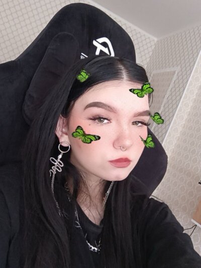 WilonaGrindell - Girl 