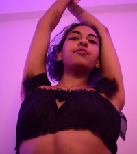 prettylittlelola_uwur's Offline XXX Chat