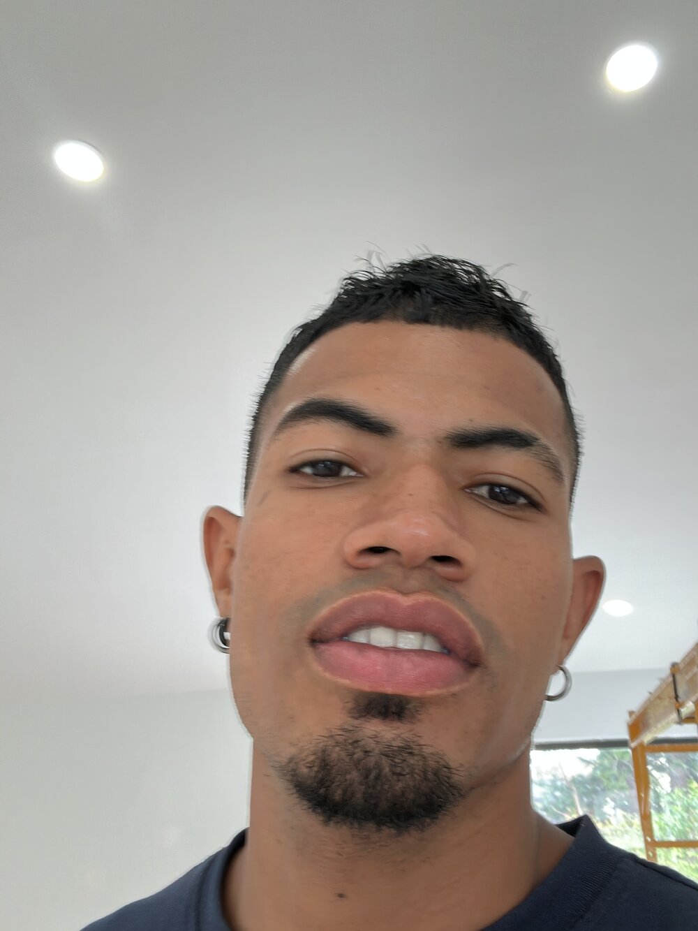 inchiefmender from stripchat