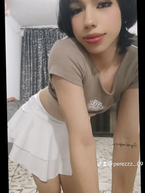 kiss-hott-16