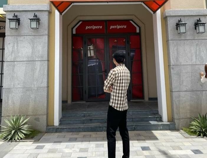 Chatroom XXX hors ligne de Roberthai