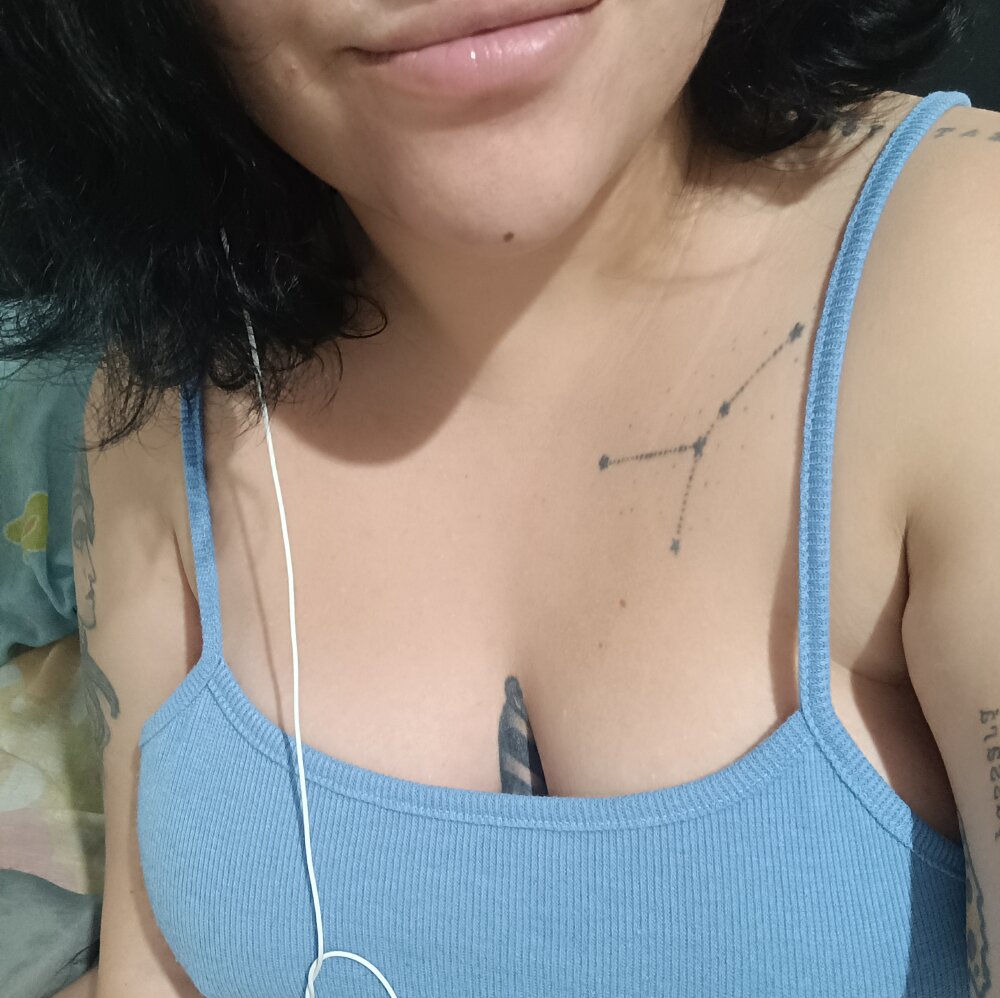 Lia_Ferr profile