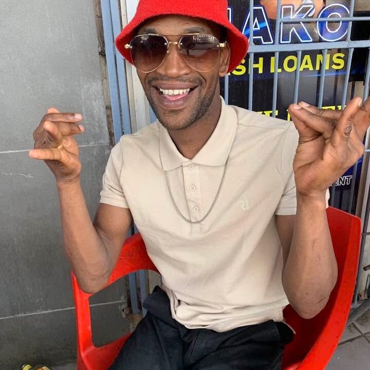 Mthondo213's Offline XXX Chat