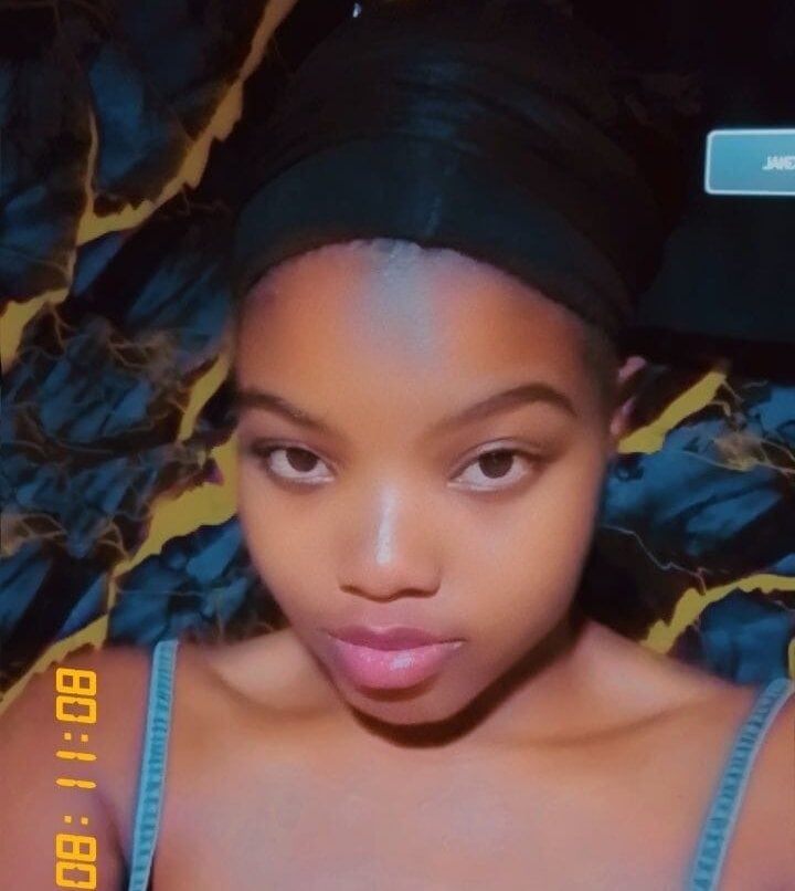 iluvcams.com curvydoll03 livesex profile in brown-eyes cams