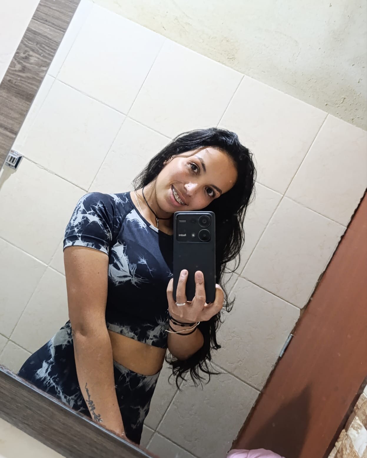 melanyhot303av
