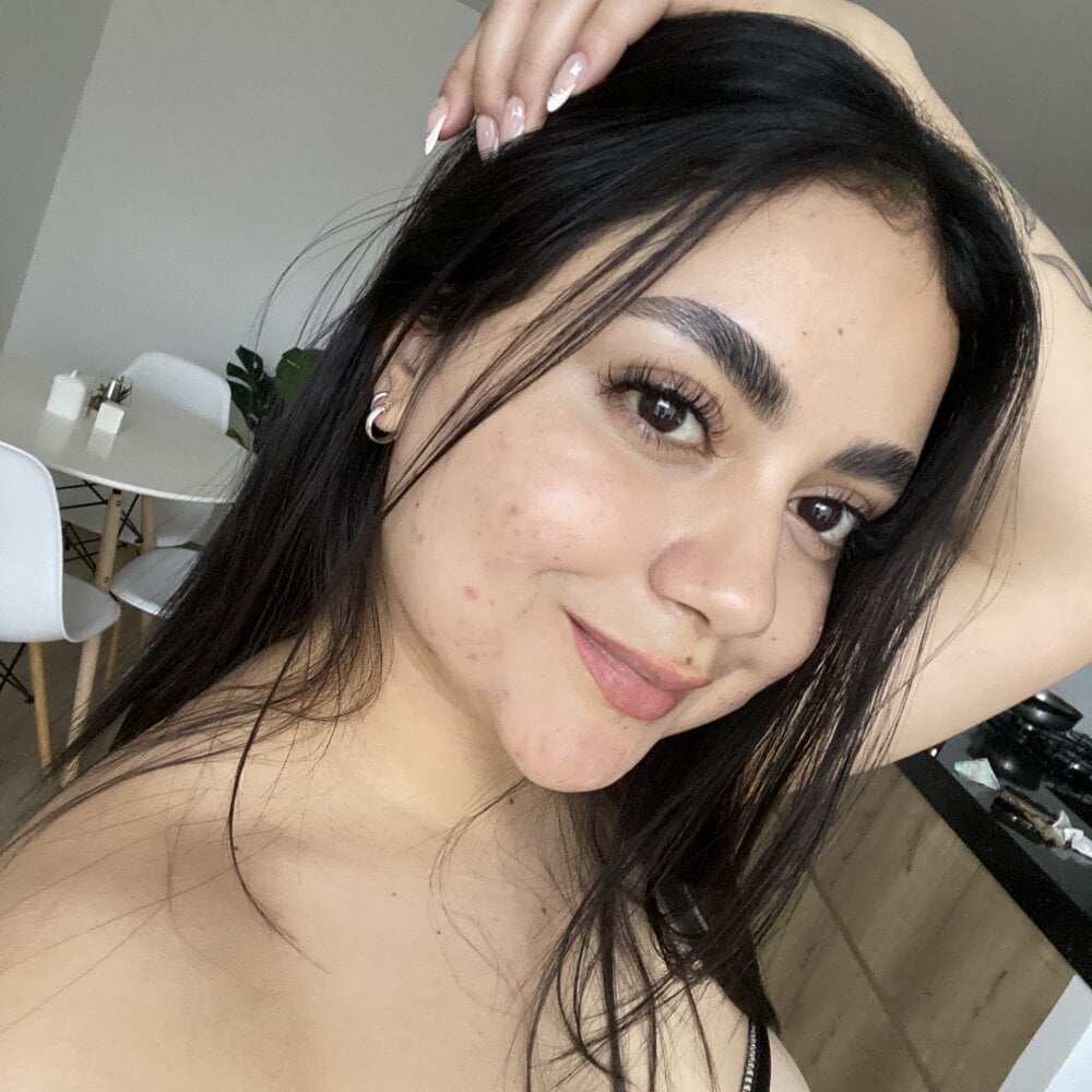 Live sex webcam photo for montmariana #289761544