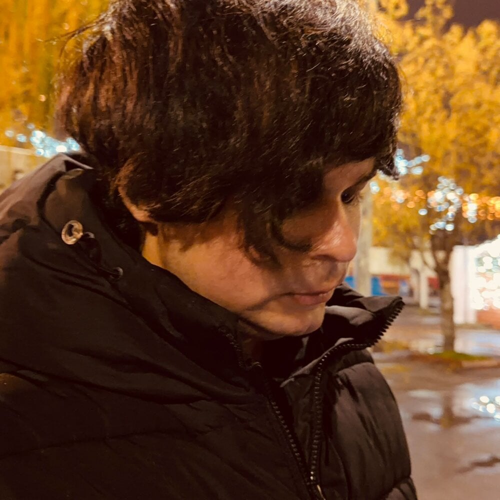 LorenzoBoy99 Chat XXX offline