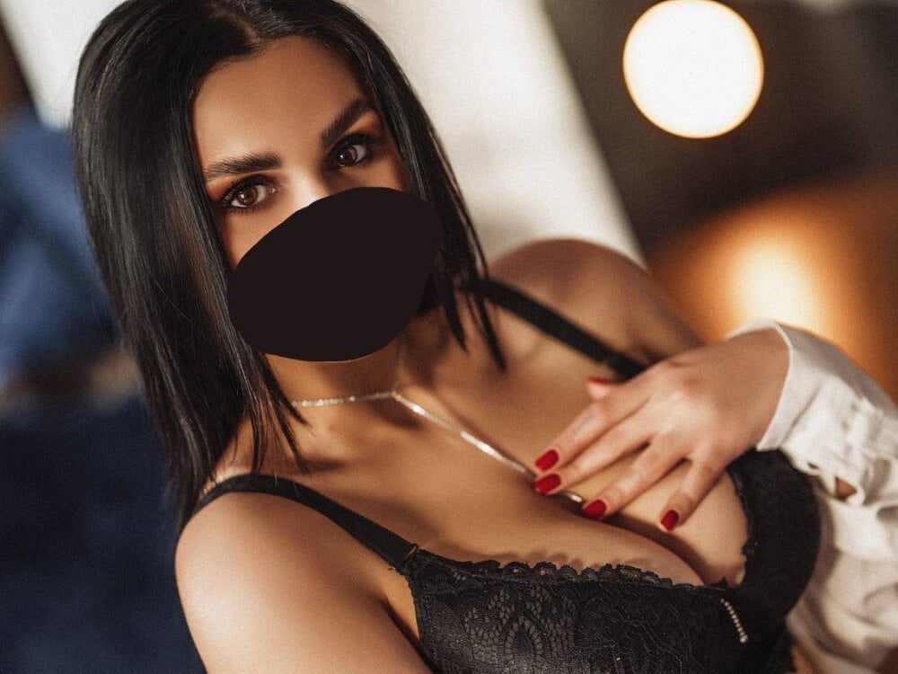 __Yasmina__'s Offline XXX Chat