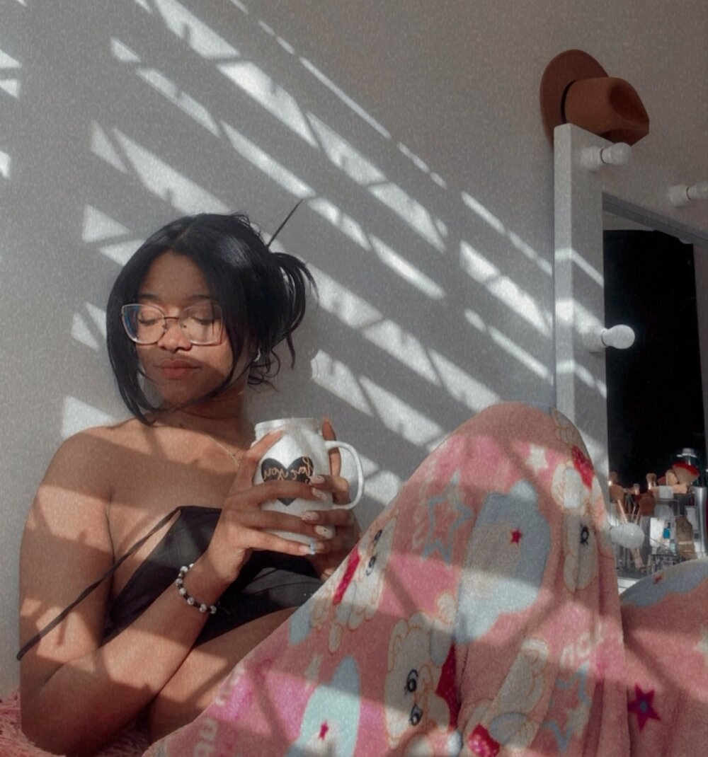 stripchat tinacol webcam profile pic via watchgirlcam.com