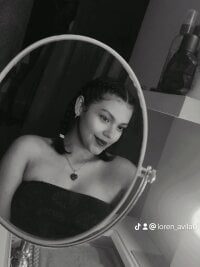 Nina_Kerry's Offline Chat Room