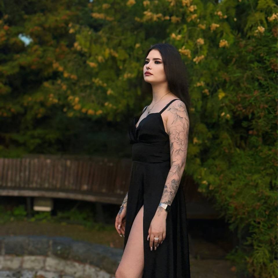black_kittenn profile