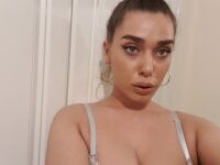 hottielaura's Offline Chat Room