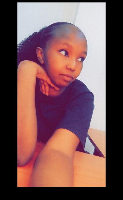 Queen_layney