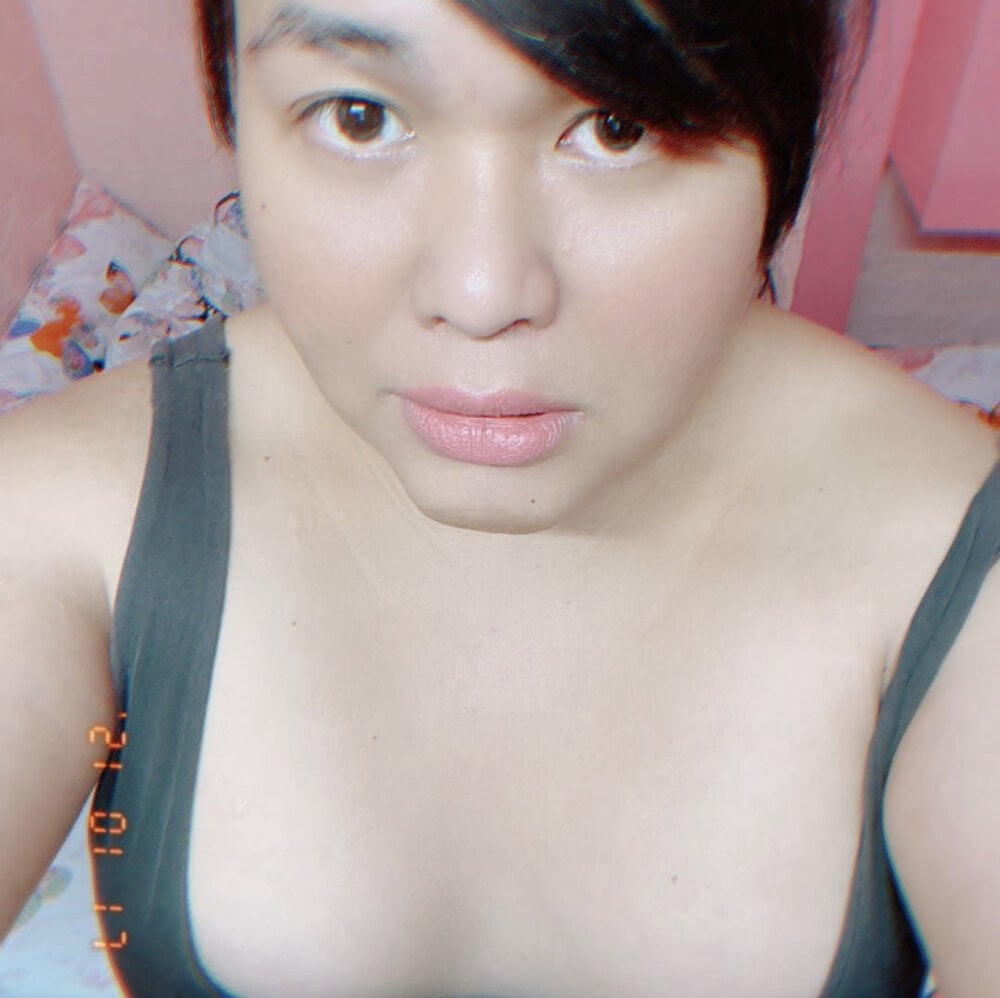 mistresskoreandoll7777's Offline XXX Chat