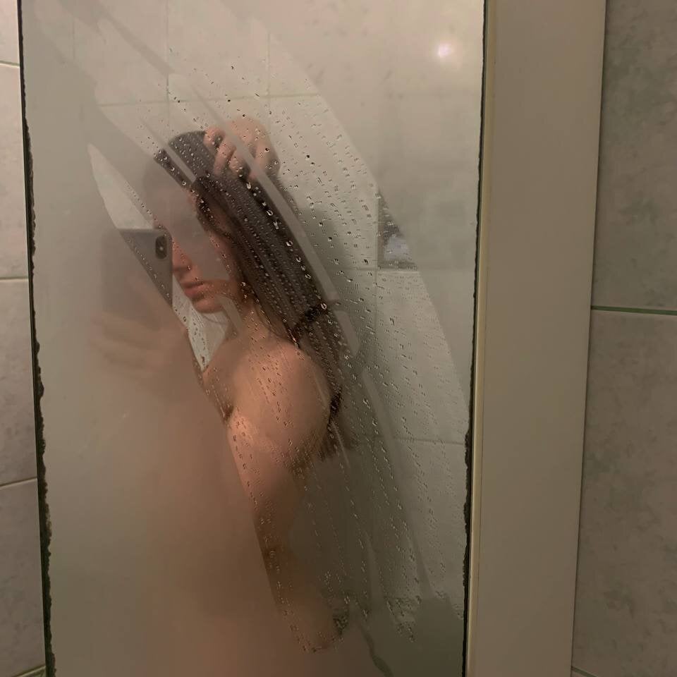 Live sex webcam photo for INELIKA #290099739