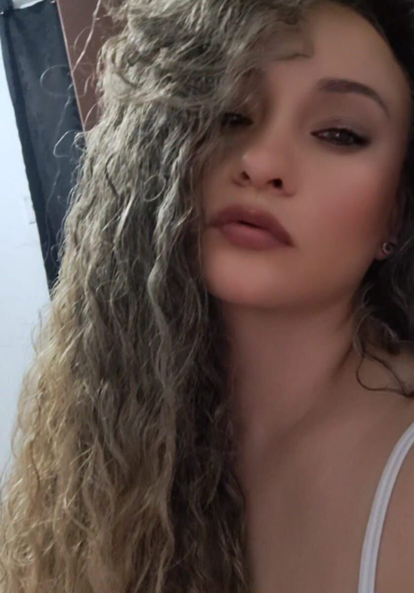 sexcam3d.net eimy-smit livesex profile in blond-hair cams
