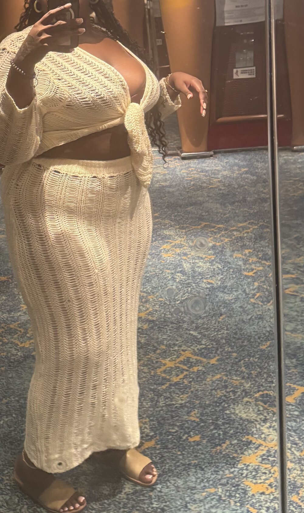 free6cams.com themochamuse livesex profile in somewhere-in-the-southern-hemisphere cams