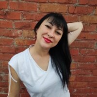 Brandlylove's Offline Chat Room
