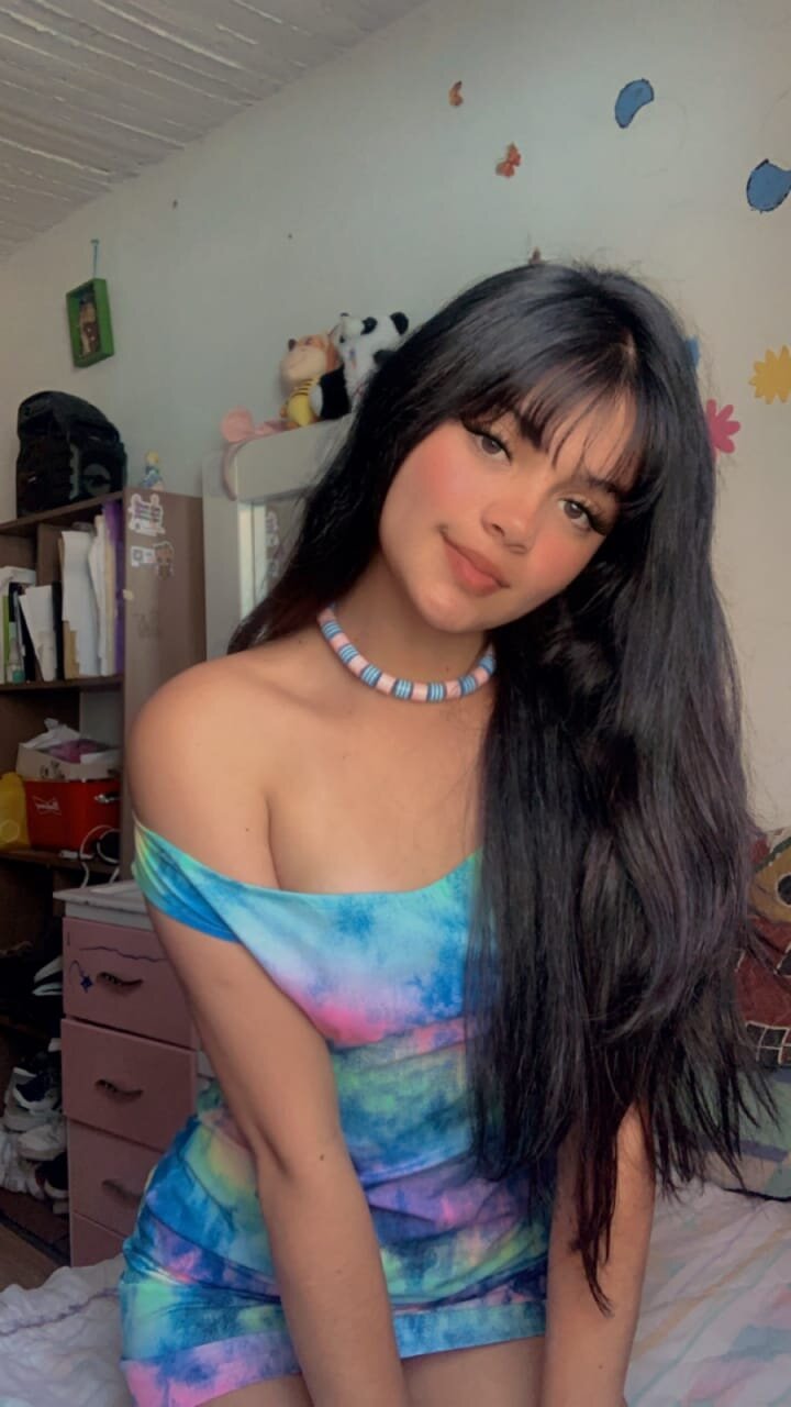 Lucy_Adams