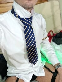 viraglaci18@xh's webcam live show