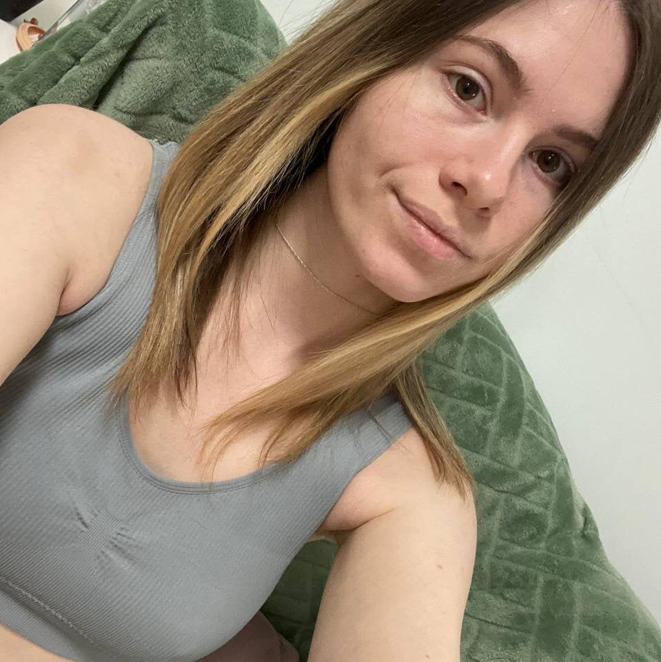 Nicole_Hiets' Offline Chat Room