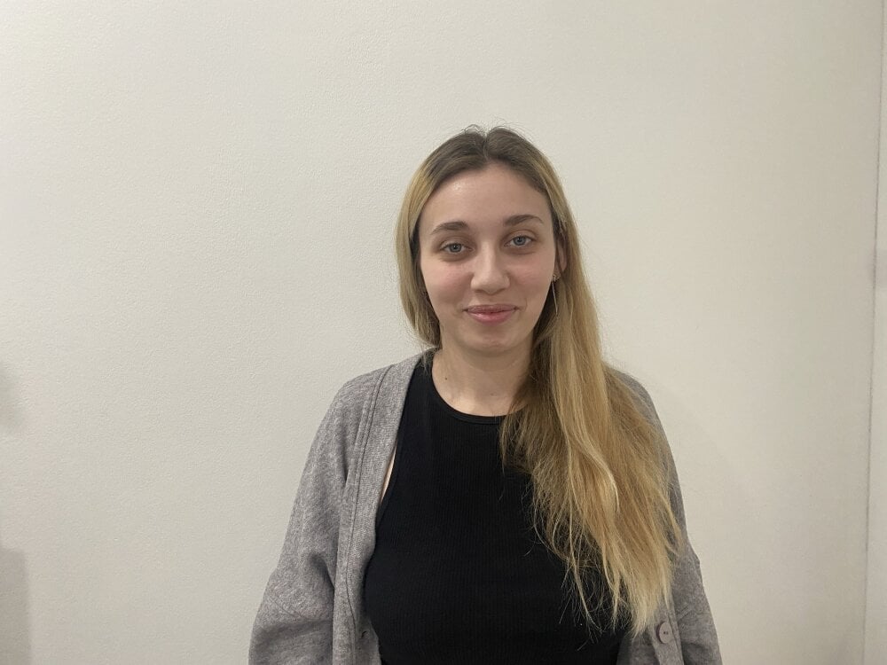 watchgirlcam.com amirashelite livesex profile in blond-hair cams