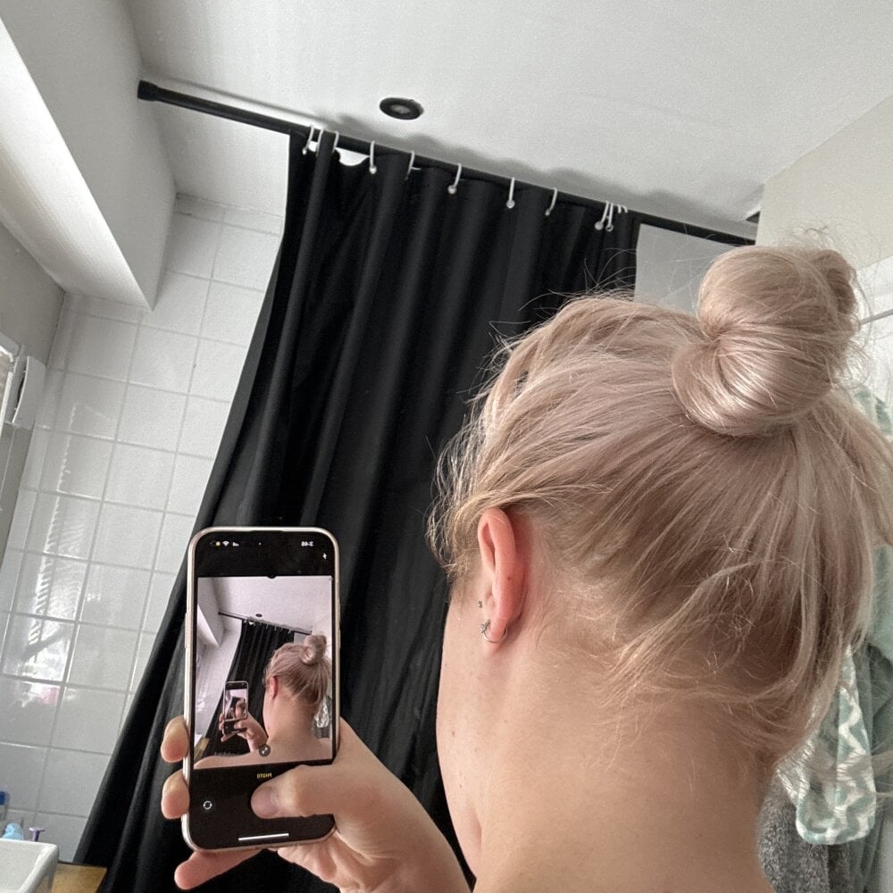 hornynkedgirl