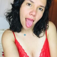 Emilyfisher1's Offline XXX Chat