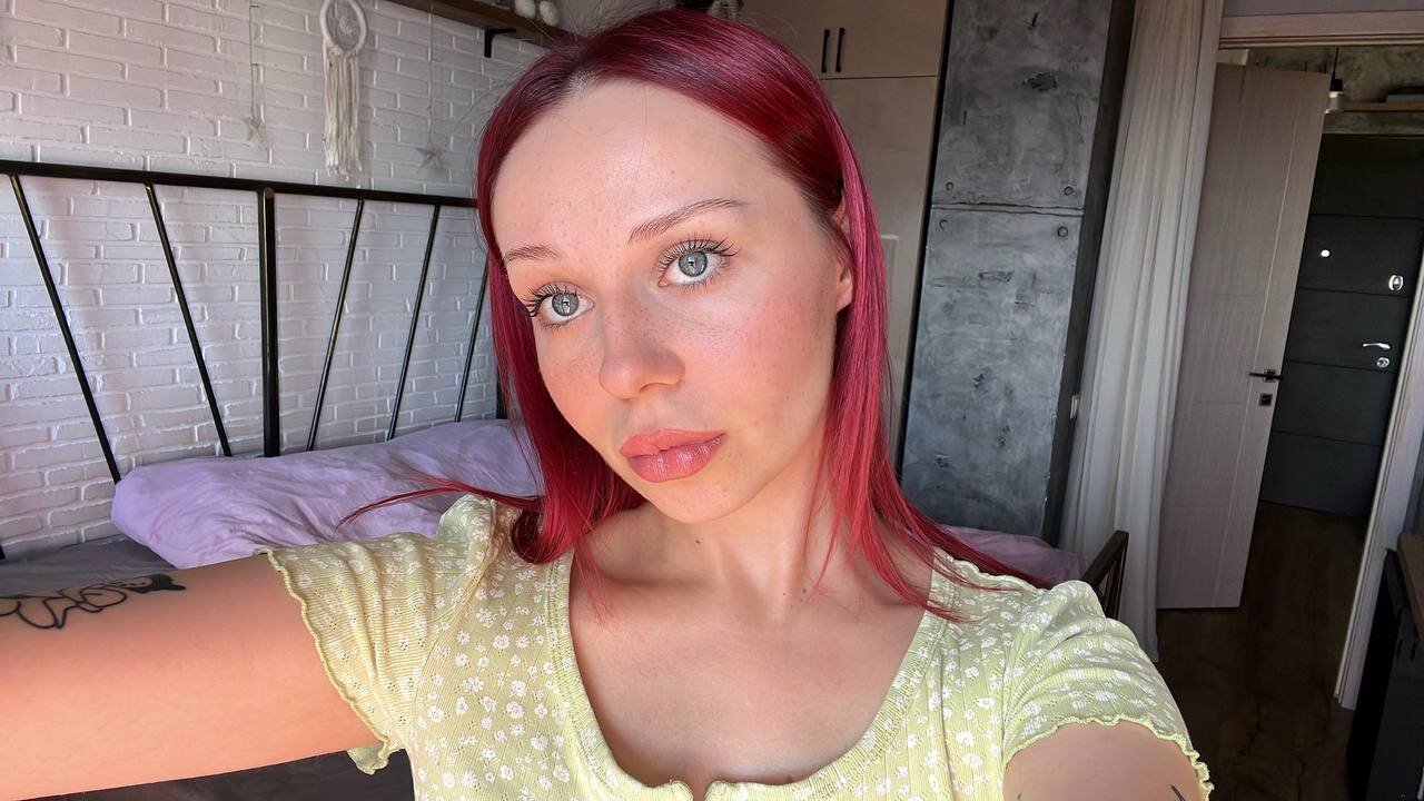 emi_emiliee