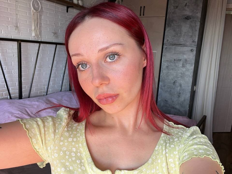 emi_emiliee