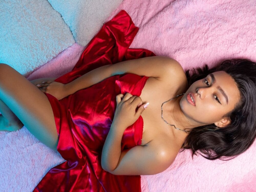 Lilith_travis1