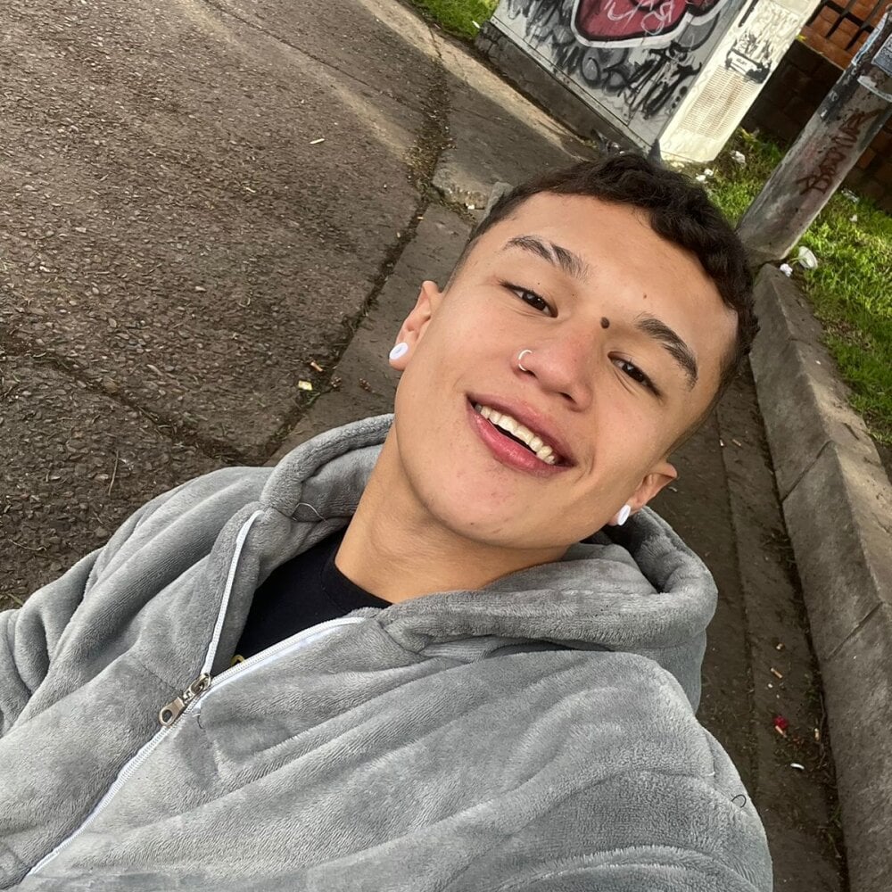 Dominik_Souza Profile Image