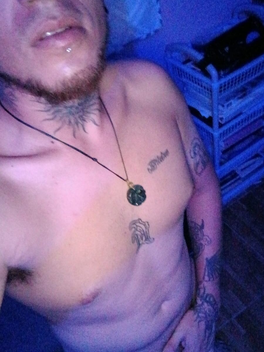 macarywillm's Offline XXX Chat