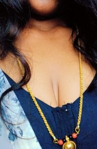 Divya_Spandhana_90's webcam live show