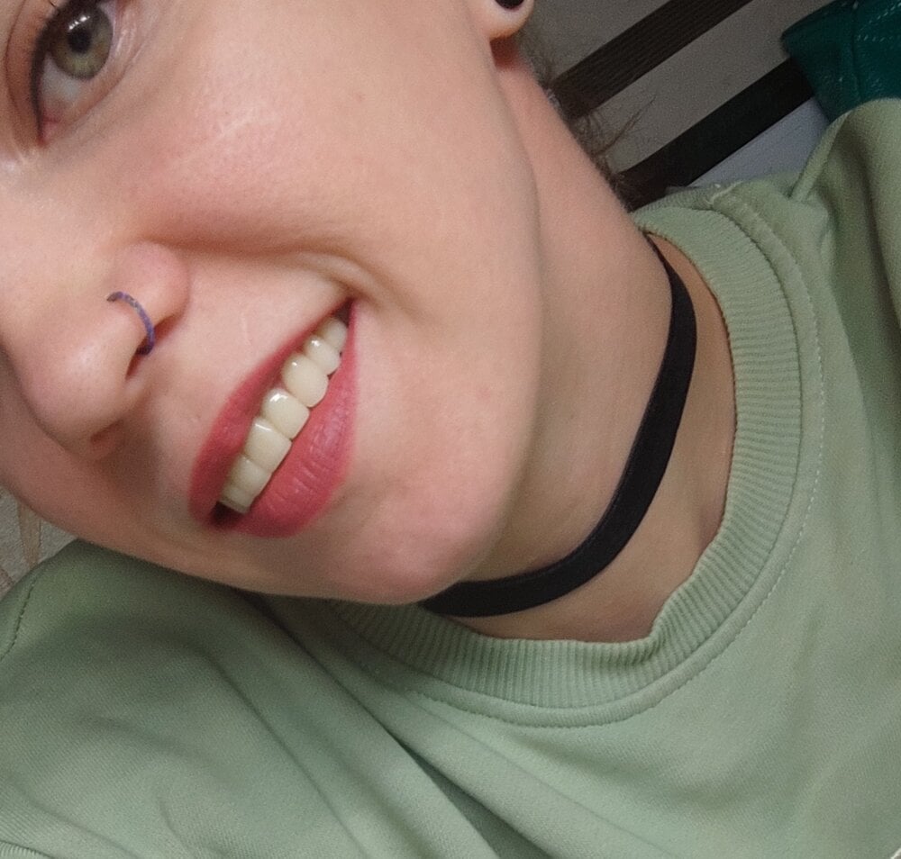 Edena_ profile