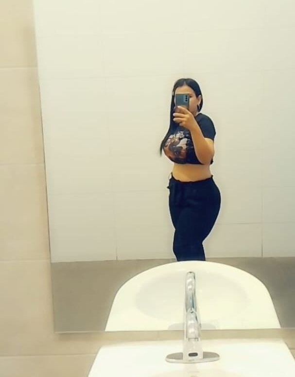 Live sex webcam photo for alisha_thompson #281900577