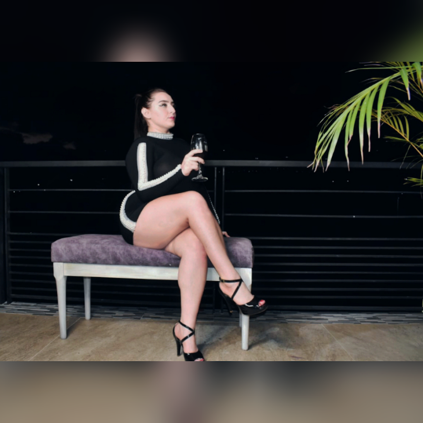 247camsex.com alizon_cooper livesex profile in where-the-stars-shine cams