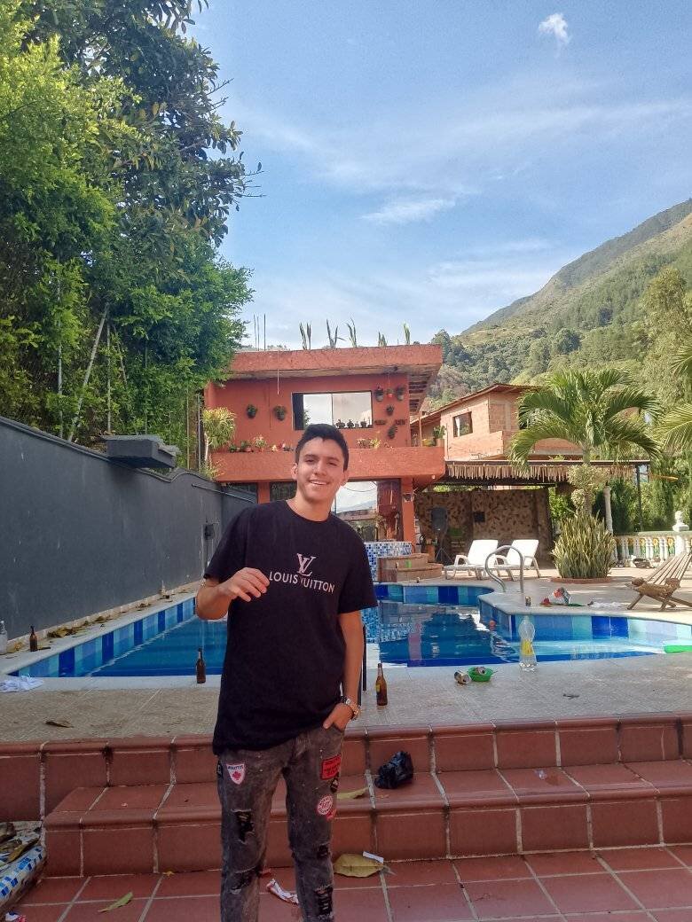 AlejoBadBoy301